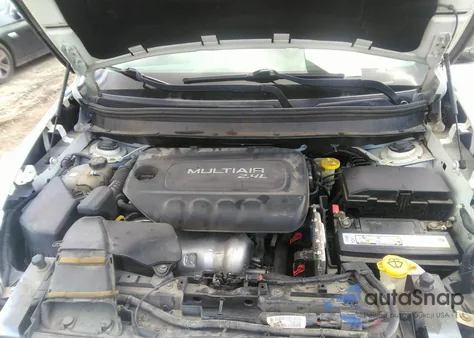 2014 Jeep Cherokee Latitude из США, поврежденный, VIN 1C4PJMCB9EW258277